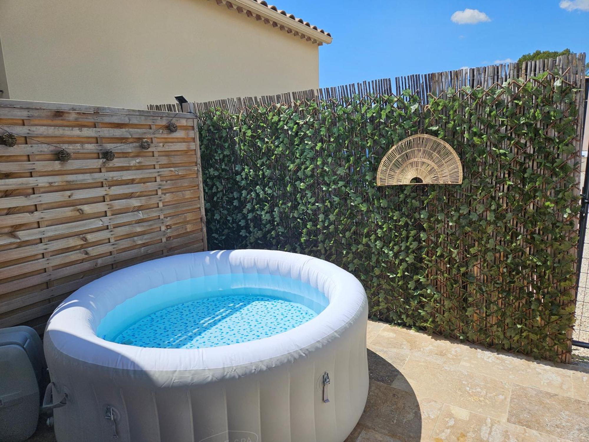 Havre De Paix Climatise Vers Gordes - Spa & Nature Beaumettes Exterior foto